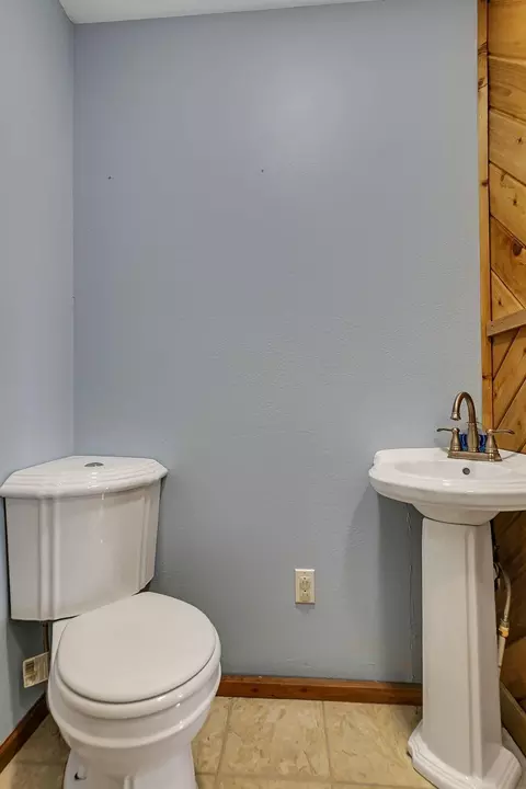 Bath - 17591 Upper Spunk Lake Rd, Avon, MN 56310 photo 1 of 2