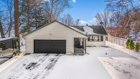 Exterior - 17591 Upper Spunk Lake Rd, Avon, MN 56310 photo 4 of 10