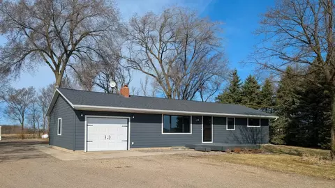 6005 30th Ave SW, Montevideo, MN 56265