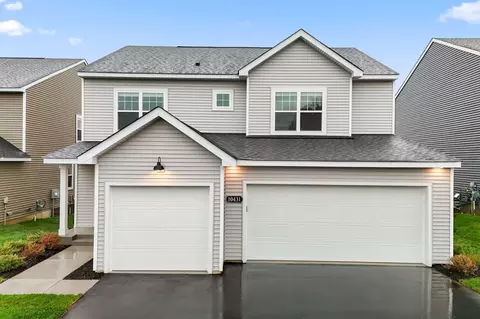10431 Glenbrook Ave S, Cottage Grove, MN 55016