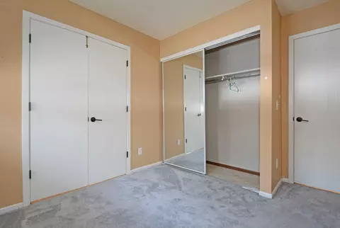 Bedroom - 2076 Pathways Dr #1, Saint Paul, MN 55119 photo 3 of 5
