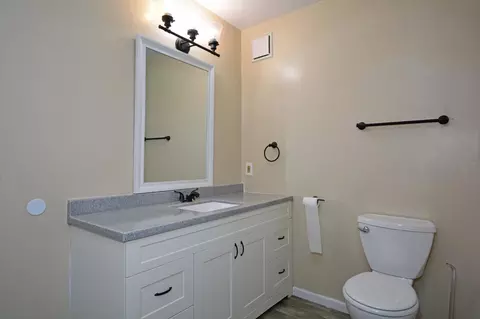 Bath - 2076 Pathways Dr #1, Saint Paul, MN 55119 photo 1 of 2