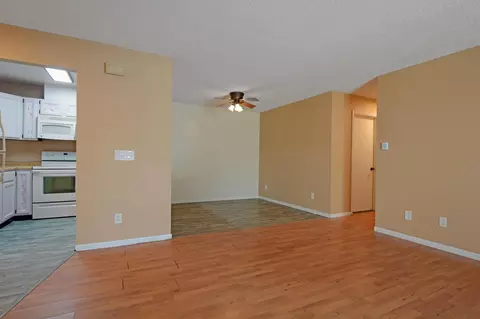 Living - 2076 Pathways Dr #1, Saint Paul, MN 55119 photo 5 of 5