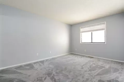 Bedroom - 2076 Pathways Dr #1, Saint Paul, MN 55119 photo 4 of 5
