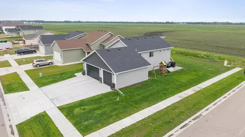 2992 74th Ave S, Fargo, ND 58104 photo 31