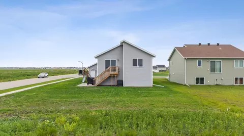2992 74th Ave S, Fargo, ND 58104 photo 28