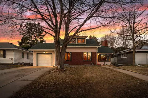 1751 Beechwood Ave, Saint Paul, MN 55116