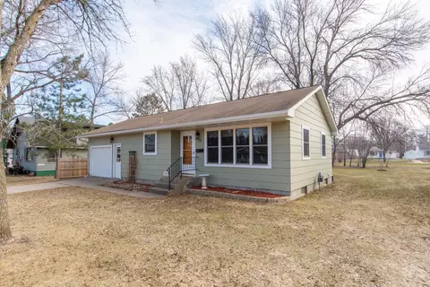 1218 7th Ave NE, Brainerd, MN 56401