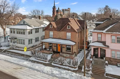 1609 4th St NE, Minneapolis, MN 55413