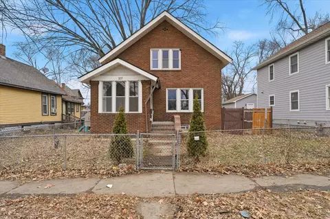 107 Winnipeg Ave, Saint Paul, MN 55117