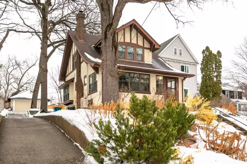 2025 Franklin Ave SE, Minneapolis, MN 55414