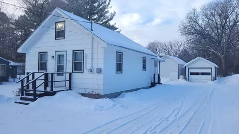 621 Norway Lake Rd, Pine River, MN 56474