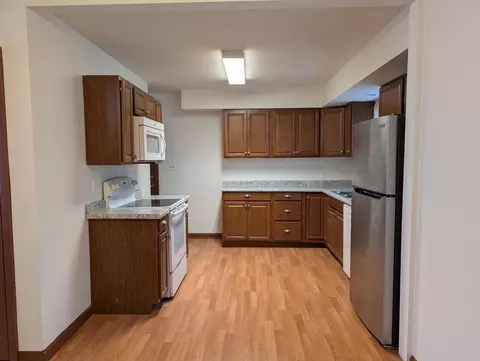Kitchen - 1306 12th St NW, Austin, MN 55912 photo 2 of 3