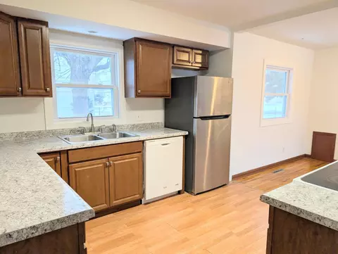 Kitchen - 1306 12th St NW, Austin, MN 55912 photo 3 of 3
