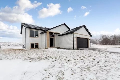 801 2nd St SE, Dodge Center, MN 55927