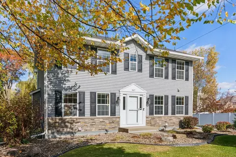 967 Stony Point Rd, Eagan, MN 55123