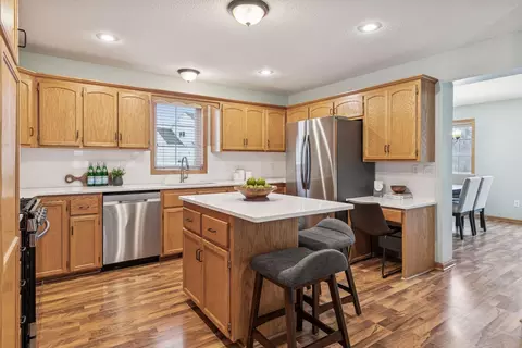 Kitchen - 967 Stony Point Rd, Eagan, MN 55123 photo 2 of 3