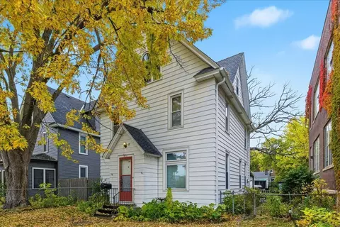 1810 Dupont Ave N, Minneapolis, MN 55411