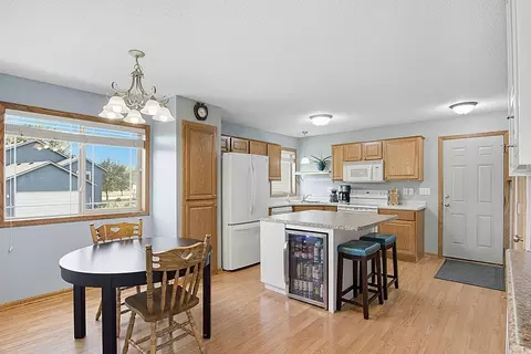 1108 Mockingbird Loop, Sartell, MN 56377