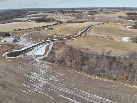372 Candy Ln, River Falls, WI 54022 photo 2