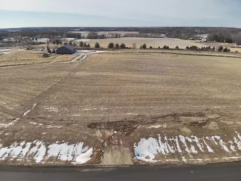 384 Candy Ln, River Falls, WI 54022