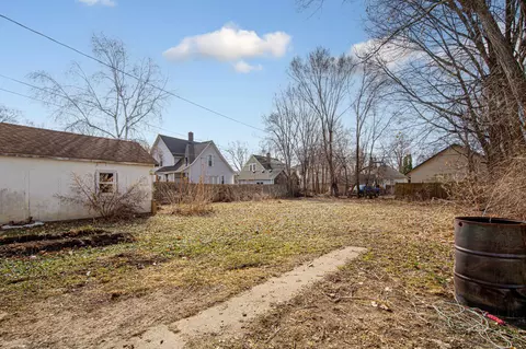 Exterior - 711 3rd St NW, Faribault, MN 55021 photo 4 of 6
