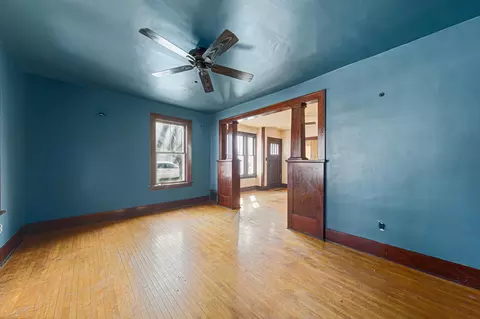 Living - 711 3rd St NW, Faribault, MN 55021 photo 3 of 6