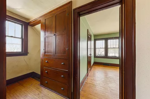Entry Way - 711 3rd St NW, Faribault, MN 55021 photo 2 of 2