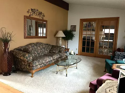Living - 335 E Sorenson Ave, Appleton, MN 56208 photo 2 of 6