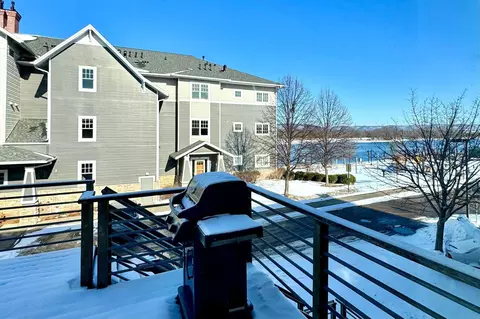 Exterior - 212 Main St W #2, Wabasha, MN 55981 photo 1 of 1