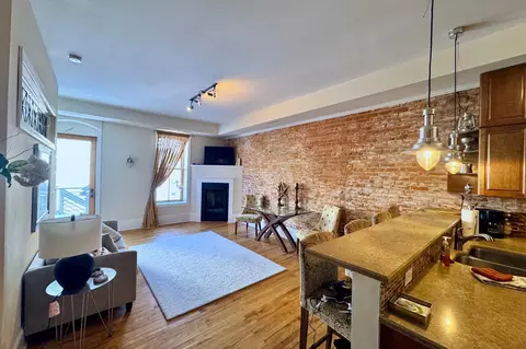212 Main St W #2, Wabasha, MN 55981