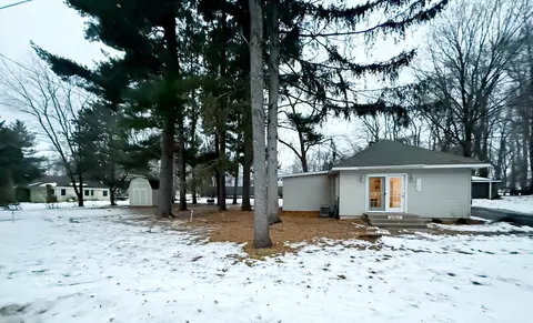 1720 Racine Ave S, Lakeland, MN 55043