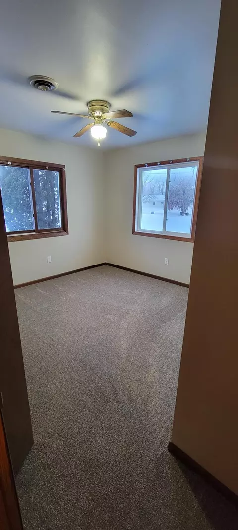 Bedroom - 412 E Hamilton Ave, Baudette, MN 56623 photo 2 of 3