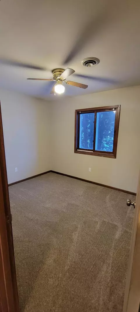 Bedroom - 412 E Hamilton Ave, Baudette, MN 56623 photo 3 of 3