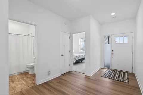 Entry Way - 20196 Marsh Ct, Maple Grove, MN 55311 photo 2 of 3