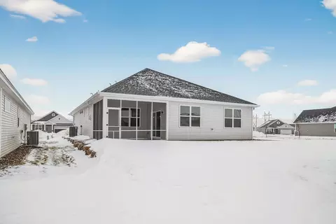Exterior - 20196 Marsh Ct, Maple Grove, MN 55311 photo 7 of 11