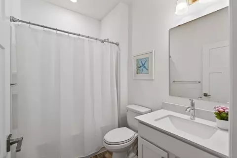 Bath - 20196 Marsh Ct, Maple Grove, MN 55311 photo 2 of 2