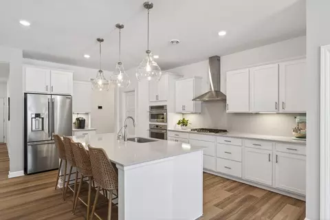 Kitchen - 20196 Marsh Ct, Maple Grove, MN 55311 photo 4 of 6