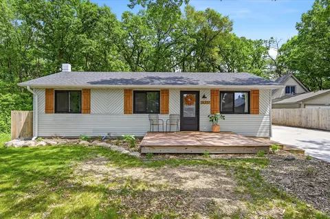 26337 Terrace Dr, Zimmerman, MN 55398
