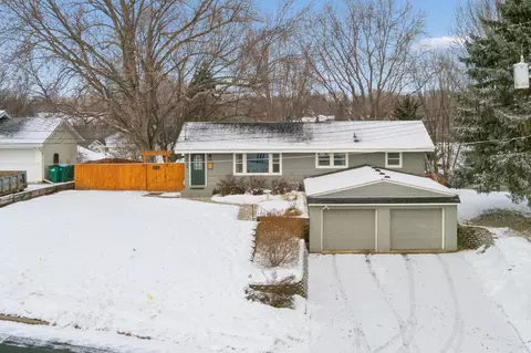 16630 Creekside Cir SE, Prior Lake, MN 55372