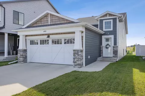 6851 17th St S, Fargo, ND 58104