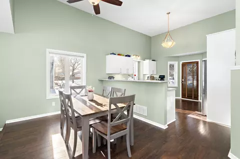 Dining - 4382 Braddock Trl, Eagan, MN 55123 photo 1 of 1