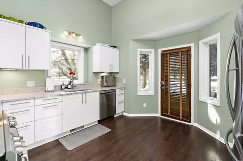Entry Way - 4382 Braddock Trl, Eagan, MN 55123 photo 2 of 2