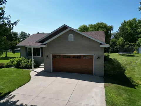 Exterior - 1105 Dana Dr SE, Willmar, MN 56201 photo 2 of 2