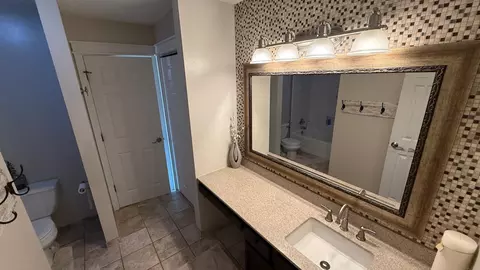 Bath - 1105 Dana Dr SE, Willmar, MN 56201 photo 1 of 5