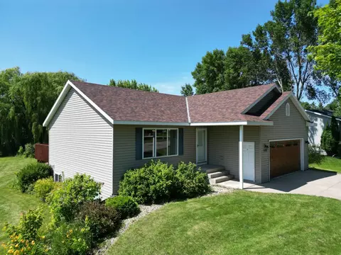 1105 Dana Dr SE, Willmar, MN 56201