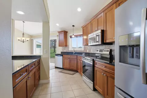 Kitchen - 2517 7th Ave SE, Willmar, MN 56201 photo 3 of 3