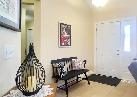 Entry Way - 2517 7th Ave SE, Willmar, MN 56201 photo 1 of 3