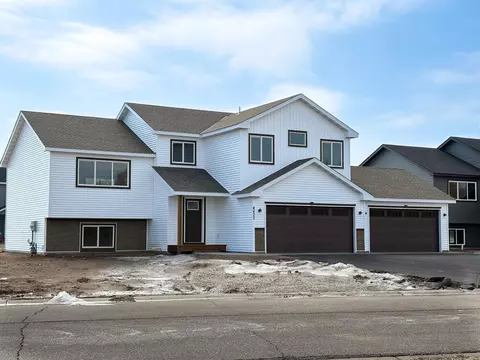 4622 9th St NE, Saint Cloud, MN 56304