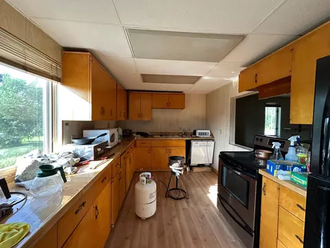 Kitchen - 100 Main Ave, Bigfork, MN 56628 photo 2 of 2